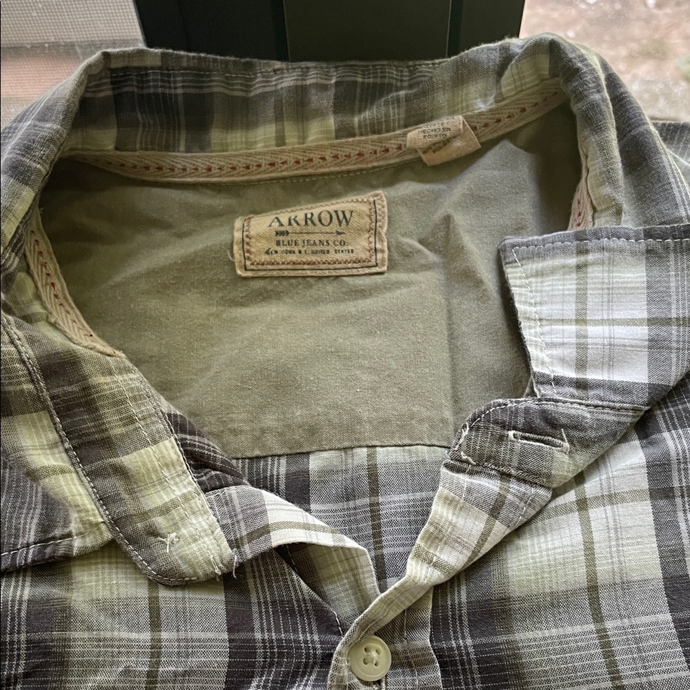 Arrow Men's Casual Plaid Shirt - Green and Gray